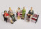 8 x Modell Figuren, sitzende, handbemalt, für Modellbau 1:25, Spur G, ohne Bank!