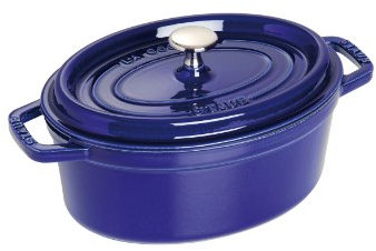 Staub 1102391 Cocotte, 23 cm oval, Bräter aus Gusseisen, dunkelblau