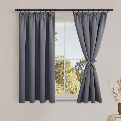 DWCN Set da 2 tende brise-bise opache per piccole finestre - Con nastro arruffato - 120 x 140 cm (A x L) - Per cucina e bistrot - Grigio
