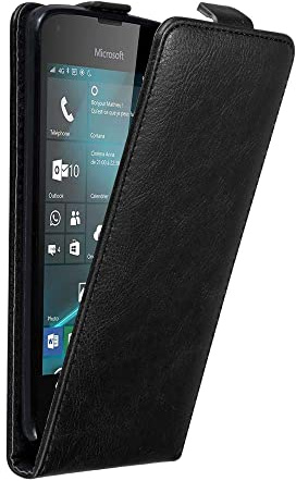 Cadorabo Hülle kompatibel mit Nokia Lumia 550 Flip Design aus Premium Kunst Leder Flip Klappbare Stoßfeste Magnetische Cover Hülle für Nokia Lumia 550 Tasche in Schwarz
