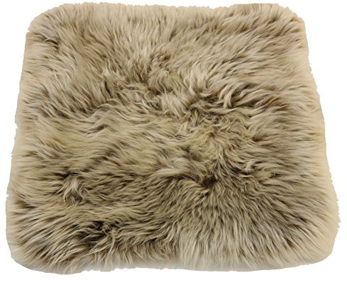 Reissner Lammfelle | DIANA-3030-CAP | Sitzauflage | Echtes Schaffell | hochwollig | Seiten eingefasst | Rückseite mit Stoff abgefüttert | quadratisch | 30x30cm Cappuccino