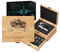 Maverton Accessori da vino La Dedica - Kit da Sommelier Personalizzato - Scatola in legno di bambù + 8 pezzi di Accessori Vino - regalo uomo - Il kit