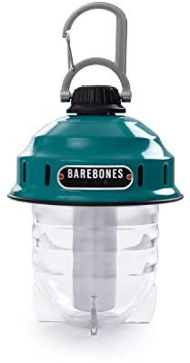 Barebones Beacon Hängelampe – Blaugrün Wiederaufladbare LED Campinglaterne mit Einstellbarer Helligkeit – Wetterfeste Hängelaterne im Vintage-Stil für Outdoor-Abenteuer und ganzjährige Nutzung