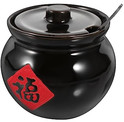 YARNOW 1 Set Fu Character Seasoning Jar Salt and Pepper Shakers Salt and Pepper Cellar Porcelain Canister Sugar Salt Pot Food Dispensers Vintage Seasoning Pot Ceramic Empty Box with Cover