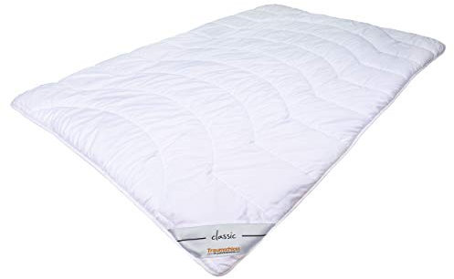 Traumschloss Bettdecke »Classic« 3D Soft-Polyesterfaser | Soft-Microfaserbezug | warm | 135x200cm