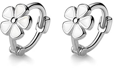 Tiny Flower Small Hoop Earrings for Women Girls Teens S925 Sterling Silver Round Huggie Sweet Daisy Cuff Earring Mini Cartilage Studs Dainty Jewelry Birthday Christmas Gifts Hypoallergenic (Silver)