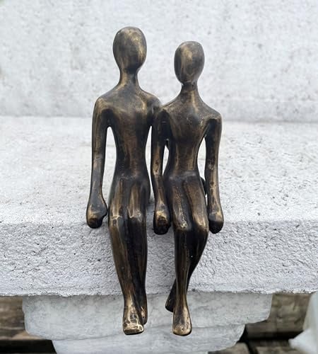 Bronzefigur Paar sitzend 8x15cm für Kante Bronze Skulptur Liebespaar | Dekoration aus Bronze, Liebespaar Kantensitzer, Wetterfest, Hochzeit Liebe Verlobung Geschenk