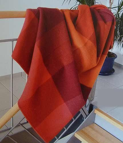 STEINBECK Decke Monza aus 100% Schurwolle, in sechs unterschiedlichen Farben 150 cm x 200 cm