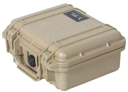 Peli 1200 Koffer für Kameras oder ähnliches empfindliches Equipment, IP67 Staub- und Wasserdicht, Mit Schaumstoffeinlage (anpassbar), Farbe: Sand/Desert Tan