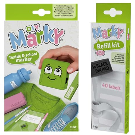 MARKY Stempel Set in Grün, mit schwarzer Tinte zum Beschriften verschiedener Gegenstände und Kleidung, inkl. 3in1 Nachfüllset mit Stempelkissen, 40 Etiketten und 1 m Thermoband