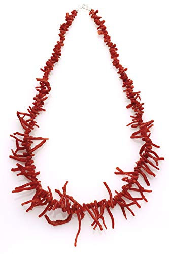 Antonino De Simone Collana frangia in corallo rosso del Mediterraneo, montata in argento bianco 925. La collana misura cm 50 e pesa circa 33/35 gr.