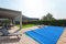 SafeDeluxe Bâche de Piscine, Couverture de poteaux, Couverture de sécurité en bâche de Camion sans poteaux (3m x 5m, Bleu Clair RAL5015)