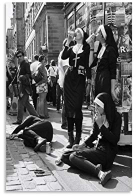 Hellove Retro-Poster, Schwarz-Weiß, Nanny, Rauchen, Wandkunst, Wohnzimmer, Schlafzimmer, 20 x 30 cm