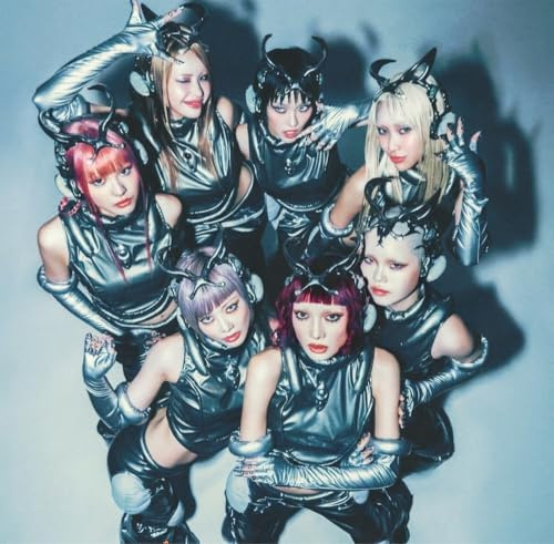 XG - 1st Full Album THE CORE 核 [Regular ver.] + Pre-Order Gift