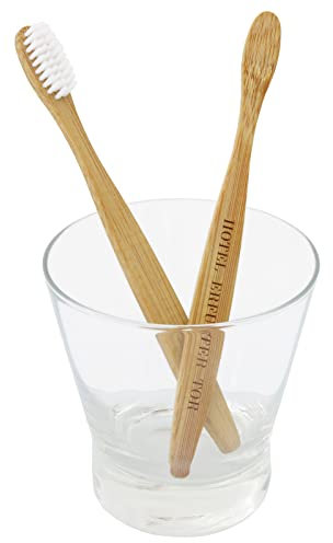 Zahnbürste Bambus Holz nachhaltig mit Logo Gravur (1)