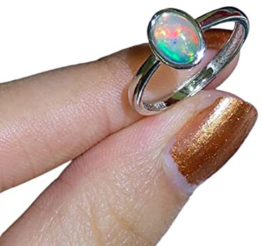 Natürlicher ovaler Opal Edelstein Sterling Silber Minimal Design Stapelbarer Ring für Frauen, Lünette Set Ring, weiße Brautjungfernringe