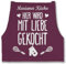 Schürze - Kochschürze - Hier wird mit Liebe gekocht mit Name I Geschenk Kochen - 85x69 - Aubergine - personalisierte küchenschürze damen kochschuerze dame küche sprüche kochschürzen