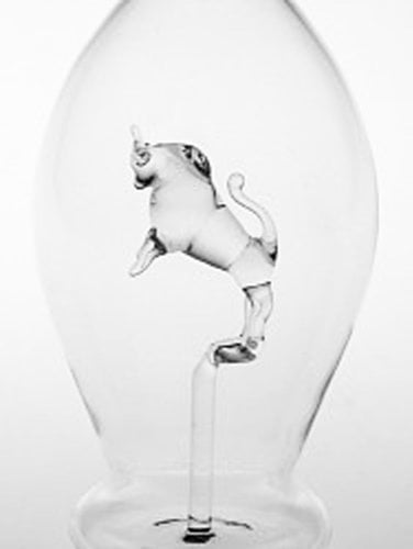 Flasche bauchige Glaskaraffe Figurenflasche dekorative Sternzeichenflasche mit Glas Stier innen aus klarem Glas befüllbar mundgeblasen Füllmenge 0,5 liter Höhe 30 cm Oberstdorfer glashütte