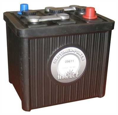 Oldtimerbatterie 09611 - 6 Volt 96 Ah in original Hartgummioptik