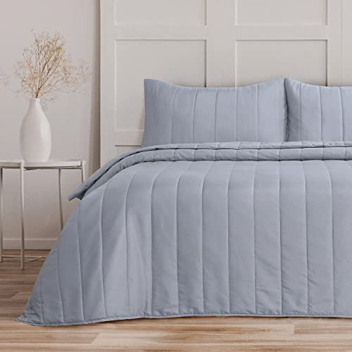 Bronwen Mathews Quilted Bedspreads King Size Tram Lines Pattern - 3Pcs Silver Quilted Throw Set 240x260cm Soft Microfiber Lightweight Coverlet with 2 Pillowcases 50x75cm for All-Season (Silver, King)
