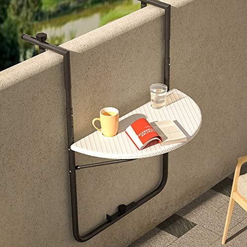 BAKAJI Tavolo Tavolino da Ringhiera per Esterno Balcone Pieghevole Salvaspazio Altezza Regolabile Struttura in Metallo e Piano in Polyrattan xon Portabicchieri Dimensione 60x64cm (Bianco)