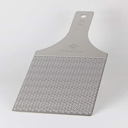 Nachhaltige Wasabi-Reibe aus Edelstahl – Hagane Zame Pro – Reibe Wasabi, Knoblauch, Ingwer, Äpfel, Obst, Gemüse, cremige Textur/Kinjirushi Wasabi (professionelle Größe) 26,2 x 10,9 cm