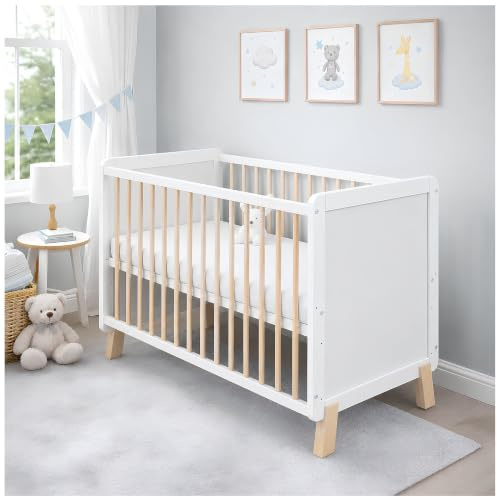 Generisch Baby Delux Babybett 60x120 Kinderbett umbaubar zum Juniorbett weiß höhenverstellbar mit Schlupfsprossen (Lou weiß Kiefer)