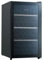 Cave a Vin CAVE A VIN BRANDT BFW56GB - 56 BOUTEILLES - POSE LIBRE - 124 LITRES - H85.5 x l48 x P57.5 - NOIR