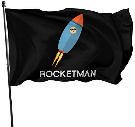 Außenbanner Rocketman Kim Jong Un Lustig, Garten Banner Lebendige Farbe Fahnen Durable Garten Fahnen Für Aktivitäten Draußen Feiertage 90X150cm