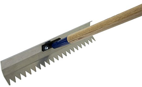 Kraft Tool CC977 Aluminium Head Concrete Rake 20 x 5 - Supplied with 60 Long Wooden Handle and Fixings