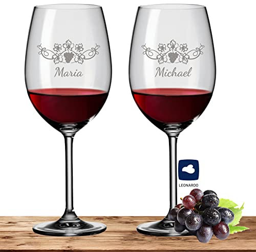 2X Leonardo Bordeauxglas Rotweinglas XL mit Namen oder Wunschtext graviert, 640ml, Daily, personalisiertes Premium Bordeauxglas in Gastroqualität (Weinrebe)