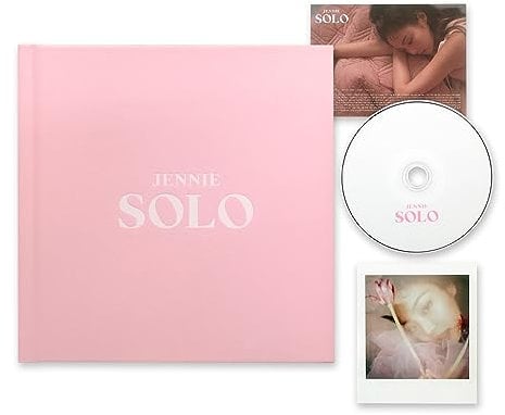 JENNIE - [SOLO] (Photobook Ver.) Photobook + Lyrics Postcard + Photocard + CD + 2 Extra Photocard