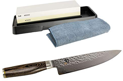 Kai Shun Premier Tim Mälzer Geschenkset, TDM-1706, ultrascharfes Japanisches Kochmesser aus Damaststahl + Kai-Schleifstein AP-0316 3000/6000 Körnung + Premium- Poliertuch