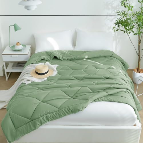 CozyLux Piumino Estivo Matrimoniale, Piumone Leggero 220x240 cm, Trapunta Primaverile 240x220cm in Microfibra Sintetica 150GSM, Piumino Letto Matrimoniale, Morbida e Traspirante, Verde