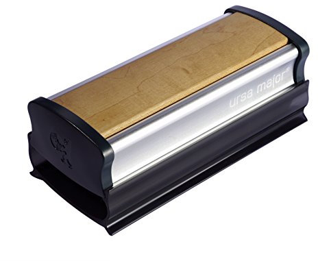 URSA MAJOR Vinyl Record Brush with Maple inset, 14 rows of Carbon Fibres, Antistatic