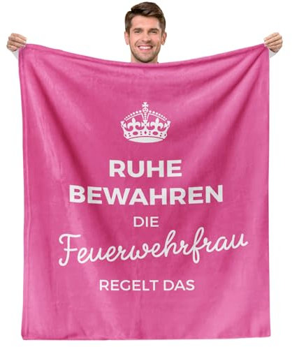 Facepot Feuerwehrfrau Geschenk Kuscheldecke (130x150cm) - Geschenke für Heldinnen des Alltags zum Geburtstag Lustig, Ruhestand oder Jobwechsel - Ruhe Bewahren, die Feuerwehrfrau Regelt das