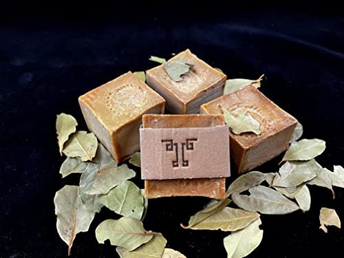 TENGRI® Original Aleppo Seife Set 4 x 200g (800g+-) mit 20% / 80% Lorbeeröl/Olivenöl 4 Jahre gereift PH Wert 8 Haarwaschseife/Duschseife Handarbeit DERMATEST:Exzellent