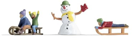 NOCH 17921 Children in the Snow Figure Set