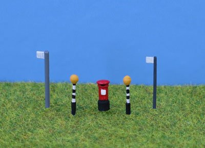 PD Marsh N GAUGE PAINTED BUS STOPS ETC