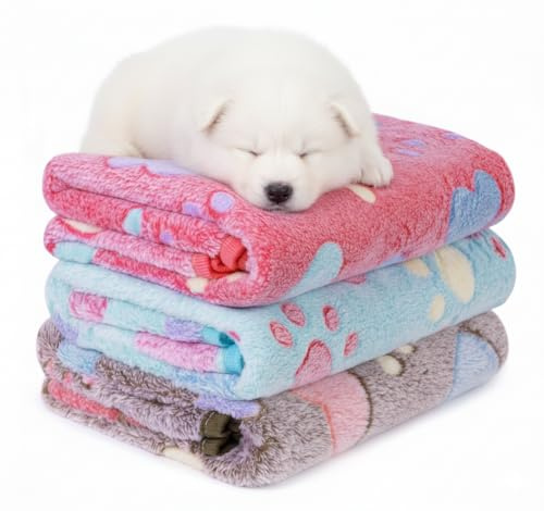 LeapSheep Dog Blankets Washable for Small Medium Large Dogs, Pack of 3 Puppy Blankets, Cozy Soft Dog blankets Warm Pet Sleeping Blanket for Sofa and Bed (Hearts, L)