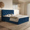 MOTIVENA Margo Boxspringbett 160x200 mit Bettkasten und Topper, Polsterbett 160x200 mit Bettkasten, Taschenfederkern-Matratze (H3), Visco Topper (H2), mit Strass, Samt, Blau (Dunkelblau)
