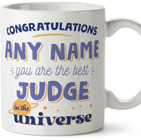 MUGFFINS Judge Mug - in English - Best in the Universe - Funny Gift for Colleagues - Ceramic 11oz Mug