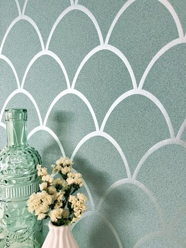 NEWROOM Tapete Grau Vliestapete Fischschuppen - Mustertapete Modern Grün Graugrün Glanz Glitzer Retro Grafisch Glanztapete Metallic inkl. Tapezier-Ratgeber