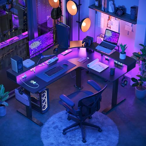 FEZIBO Triple Motor L Shaped Stadning Desk with LED Strip & Power Outrlets,160 cm Height Adjustable Stand up Corner Desk with Ergonomic Monitor Stand, Black Frame/Black Top