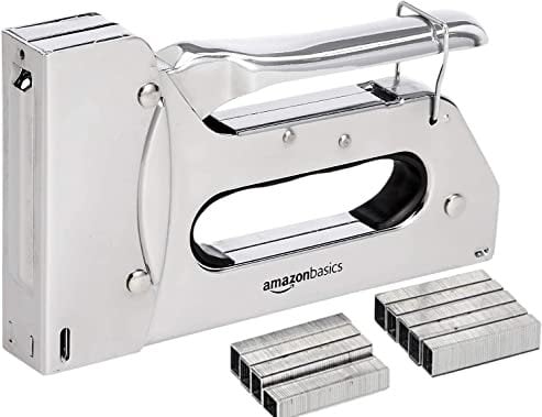 Amazon Basics Graffettatrice robusta, sparapunti con 1000 graffette, per tappezzeria, riparazioni domestiche, falegnameria e altri progetti professionali, argento