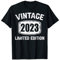 Limitierte Auflage von Vintage und geboren im Jahr 2023 T-Shirt
