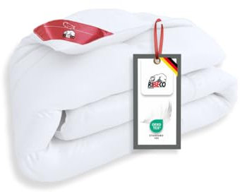 RIBECO GERMANY Daunenbettdecke Johanna 135x200 cm –kuschelige Daunendecke, Bettdecke mit Kasettensteppung, allergikerfreundlich, Made in Germany, Wärmeklasse: extrawarm