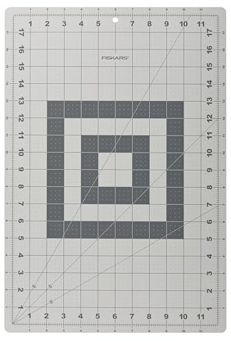 Fiskars Schneidematte, doppelseitig, Kunst und Handwerk, selbstheilende Schneidefläche, 30-45-60 Grad Schräglinien, 30,5 x 45,7 cm