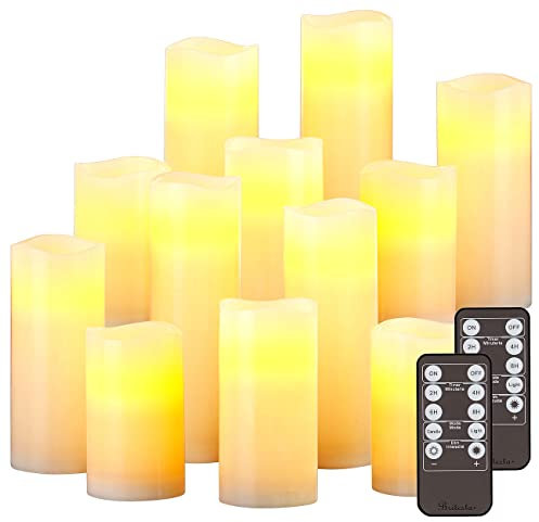 Britesta LED-Kerzen-Set mit Timer: 12er-Set dimmbare LED-Echtwachskerzen mit Fernbedienung, in 5 Größen (Kerzen mit Zeitschaltung, Flackerlicht-Echtwachs, Fernbedienungen)
