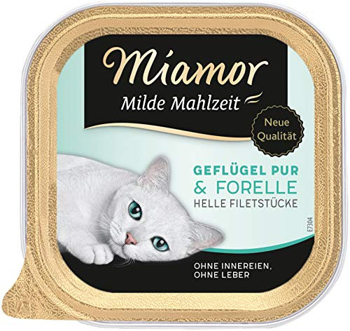 MIAMOR - Milde Mahlzeit | Nassfutter für ausgewachsene Katzen mit Filetstückchen vom Geflügel. Leicht verdauliches Ergänzungsfutter in der Dose ohne Zusatzstoffe | 16x100g Geflügel Pur & Forelle